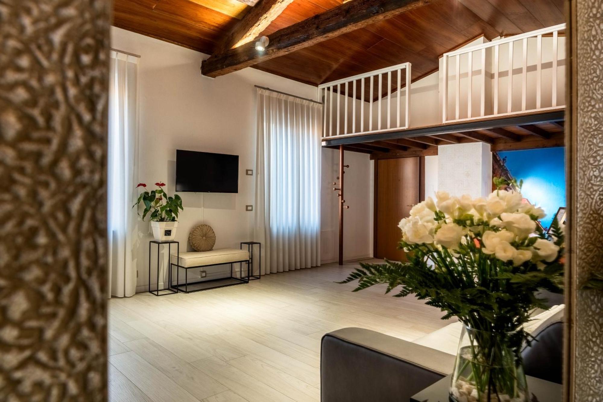 Palazzo Ristori Apartment